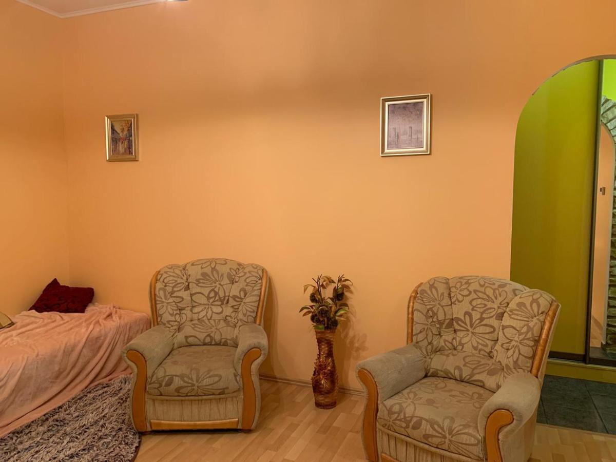 Margo Apartman Κάρλοβι Βάρι Εξωτερικό φωτογραφία